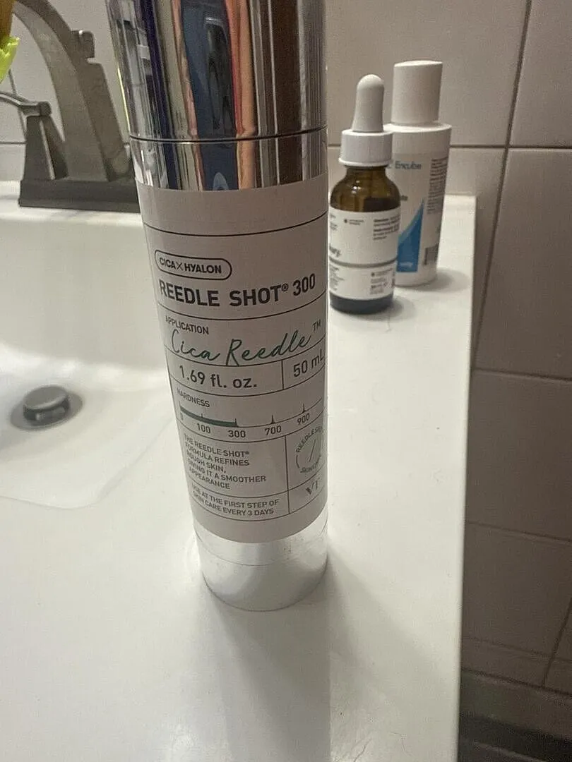 VT Cosmetics Reedle Shot 300 sérum visage grain de peau